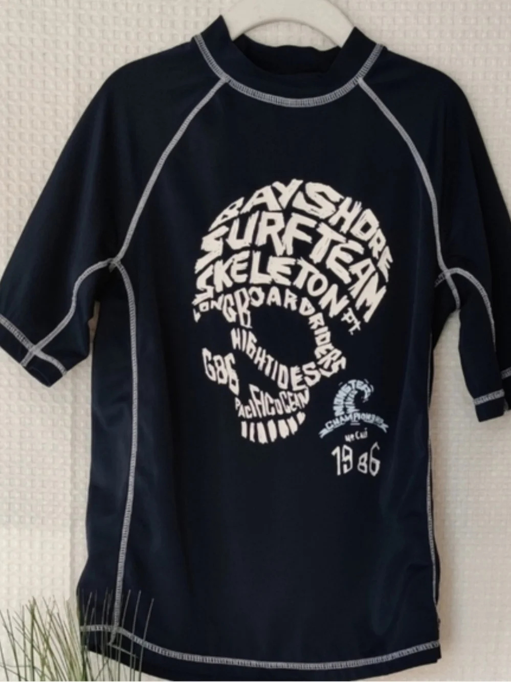 Gapkids Boys Navy Skull Swim Rash Guard Short Sleeve Shirt Size M(8)